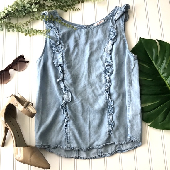 Arizona Jean Company Tops - Chambray blue ruffled sleeveless Blouse